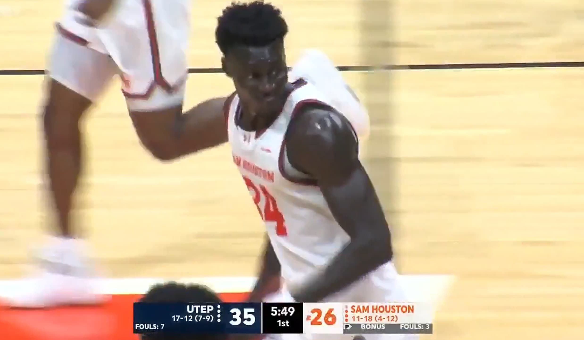 Kalifa Sakho brille dans la victoire de Sam Houston face à UTEP
