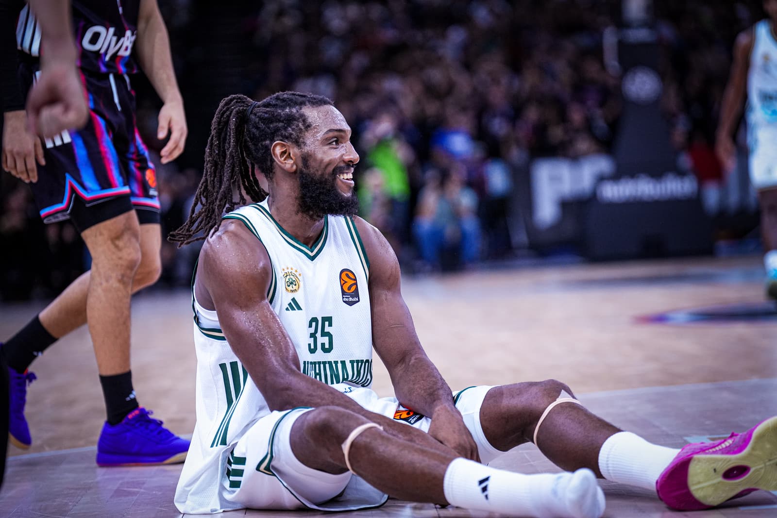 Pigiste au Pana, cet ancien fort joueur NBA est le MVP du mois en EuroLeague
