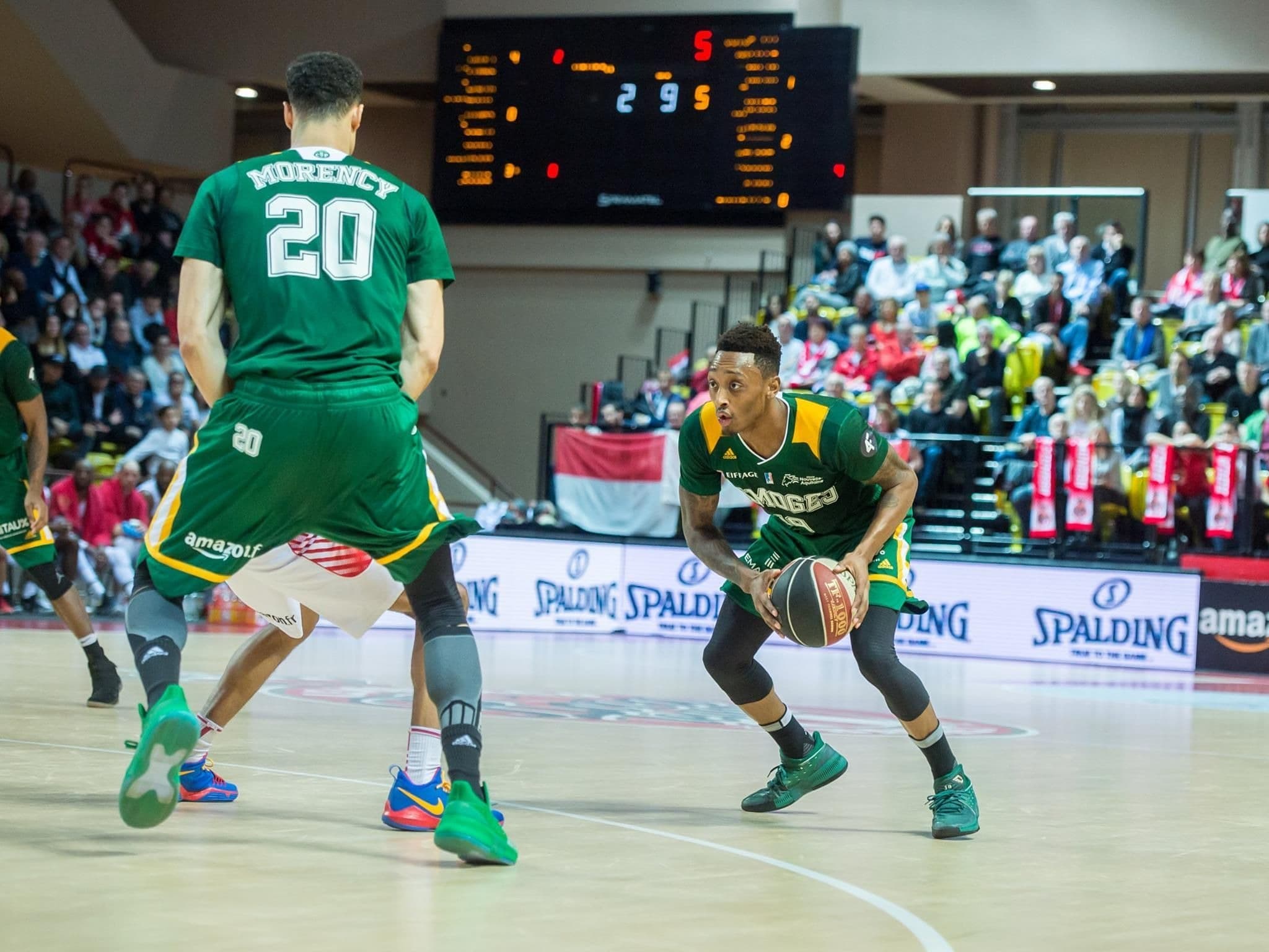 Kenny Hayes (ex-Limoges) va jouer en Irak