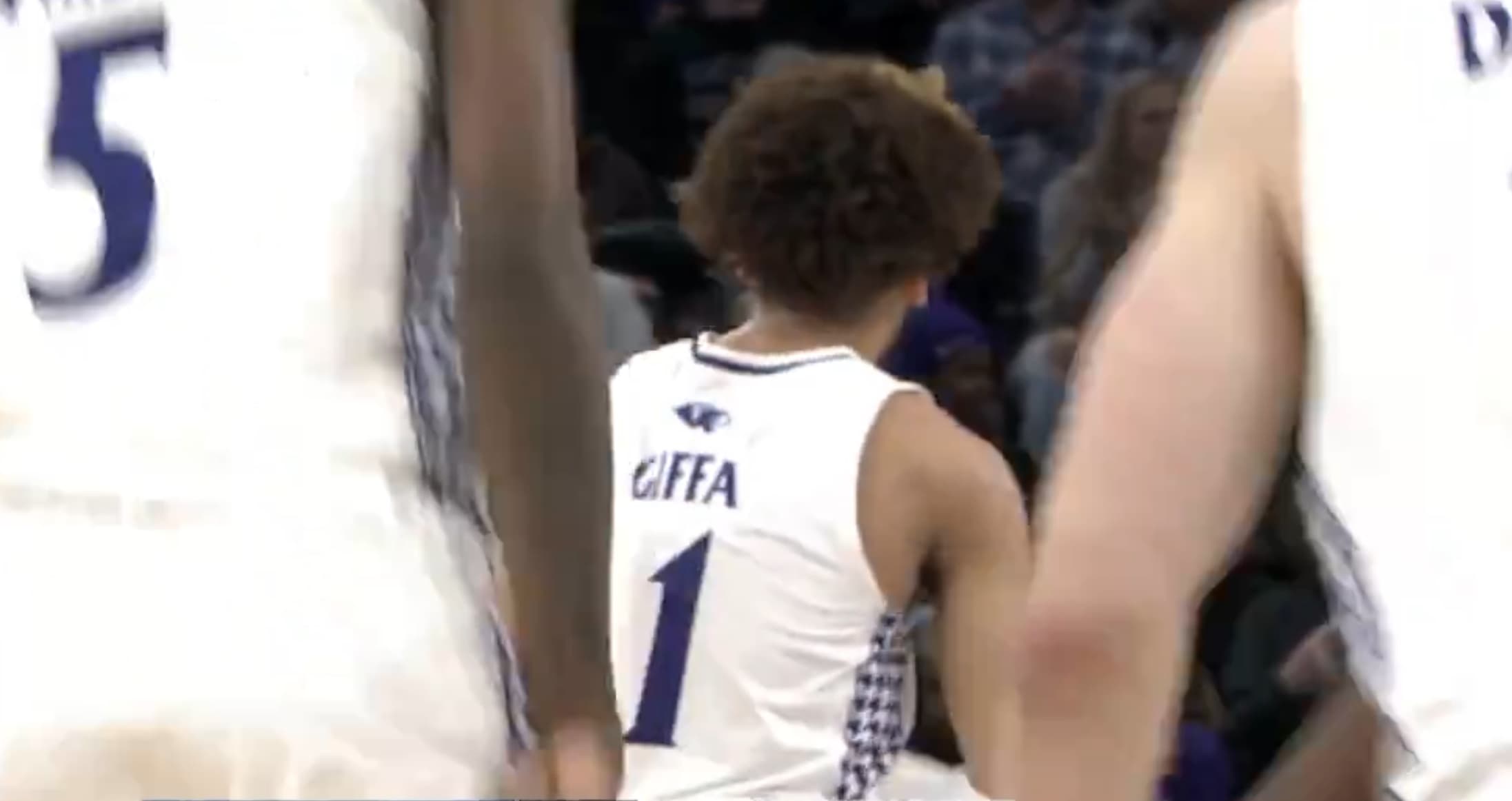 Kezza Giffa marque 29 points lors d’une nouvelle victoire d’High Point