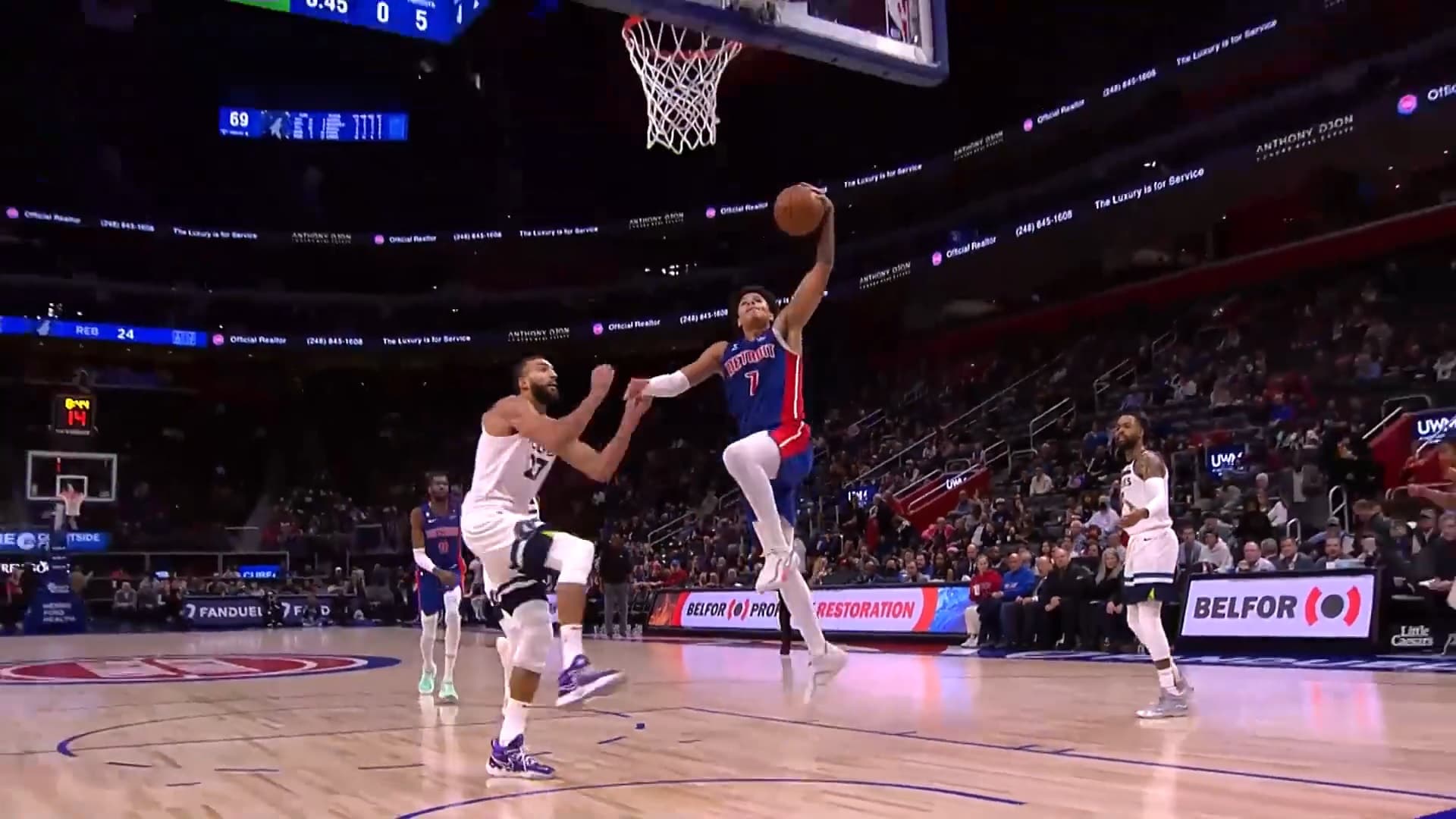 Killian Hayes l’emporte face à Rudy Gobert