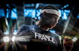 Suspendu à l’INSEP, l’un des espoirs du basket français se rapproche d’un club de Betclic ELITE