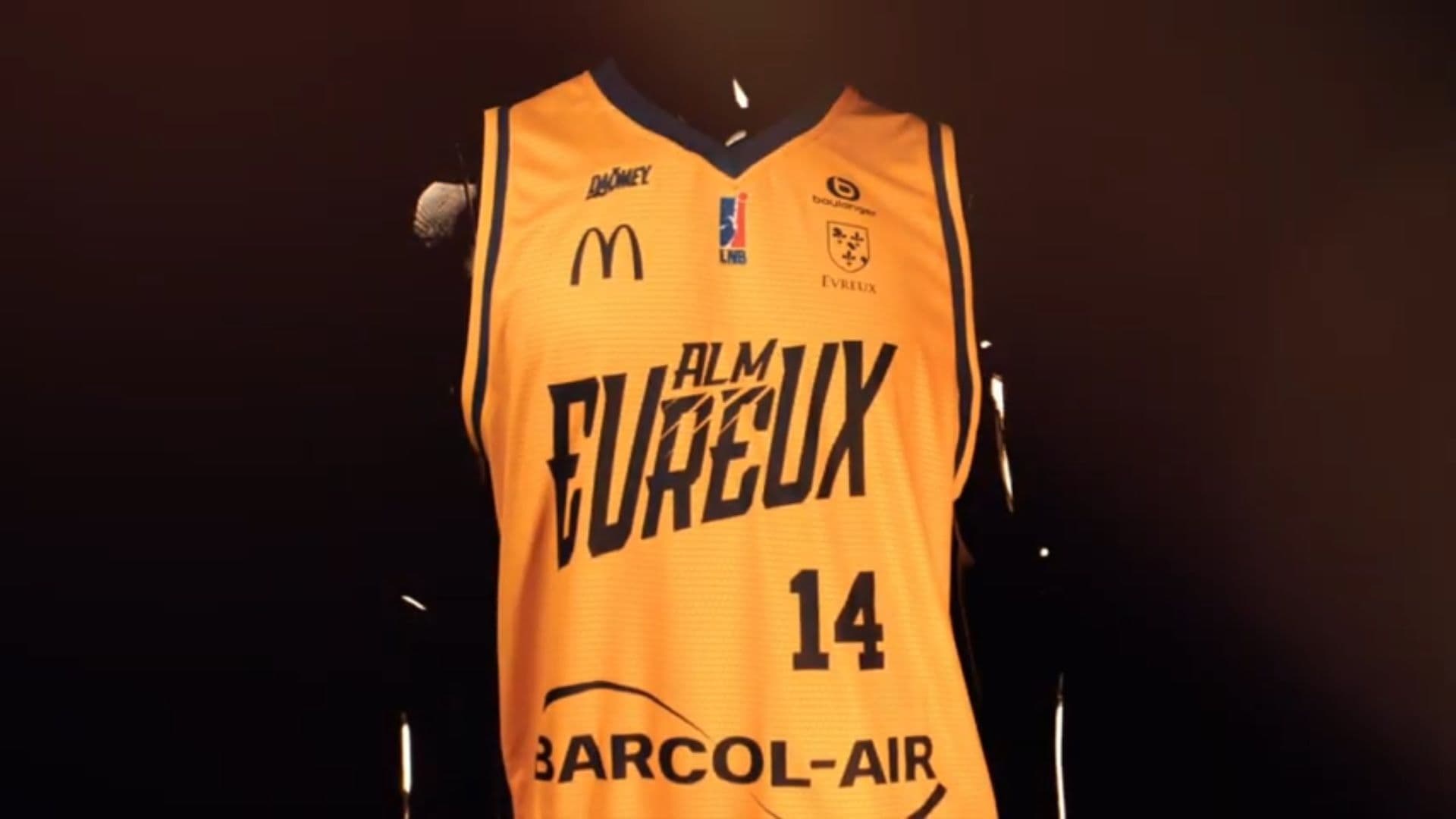 L’ALM Evreux présente son nouveau maillot dans une magnifique vidéo