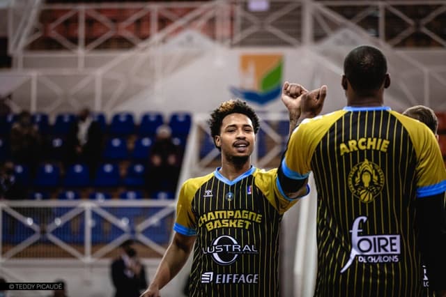 Jalen Adams, de Châlons-Reims au Maccabi Tel-Aviv