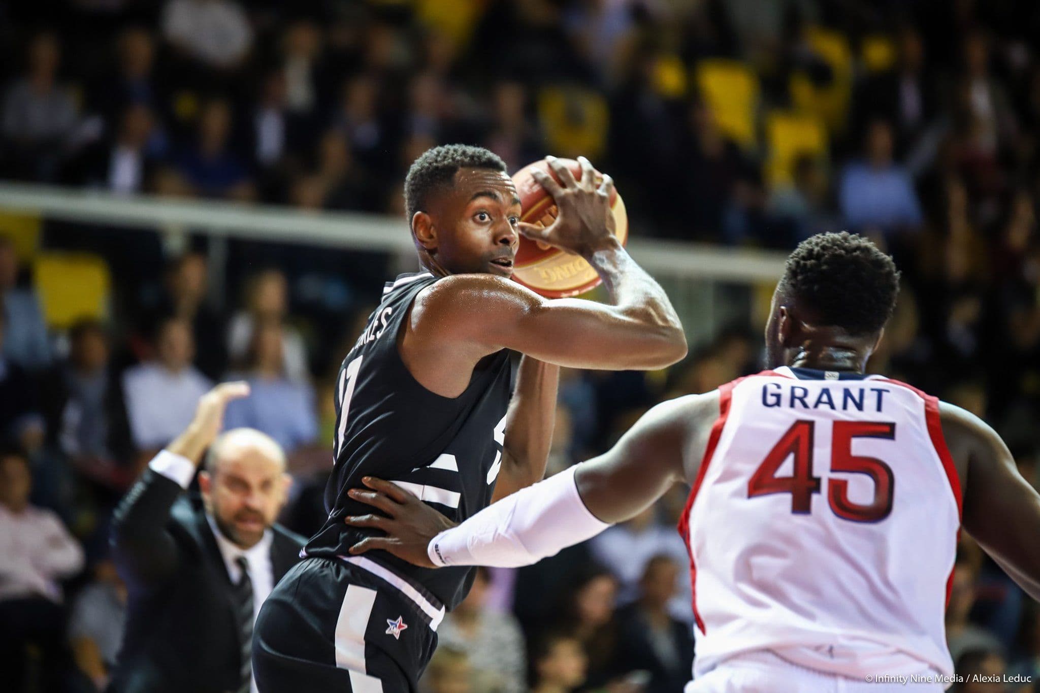 L’ASVEL solide à Cholet