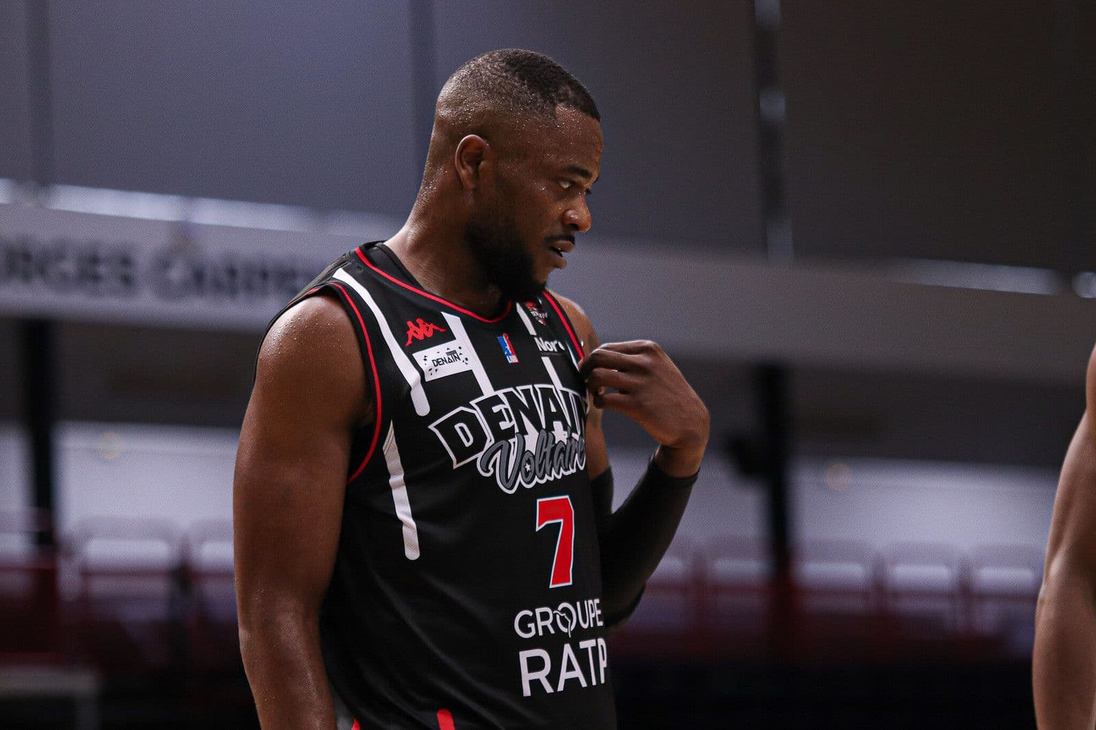 La Rochelle clôture son recrutement avec l’arrivée de Ruphin Kayembe