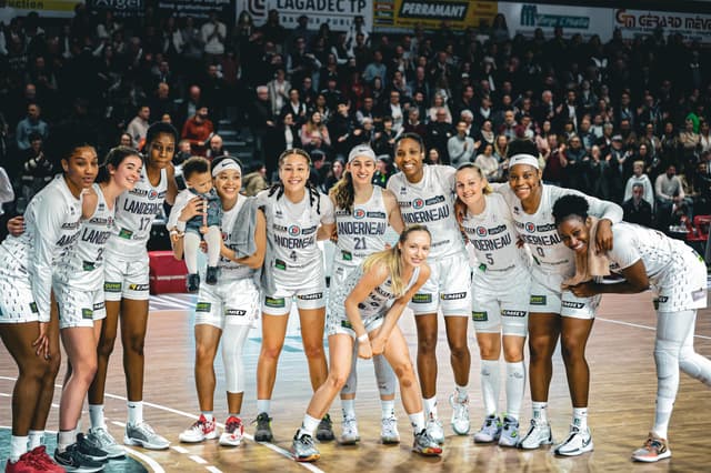 Landerneau continue son sans faute dans les playdowns, Saint-Amand à la peine