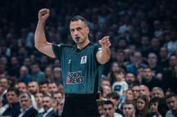 L'arbitre Uros Nikolic a été arrêté par la police serbe
