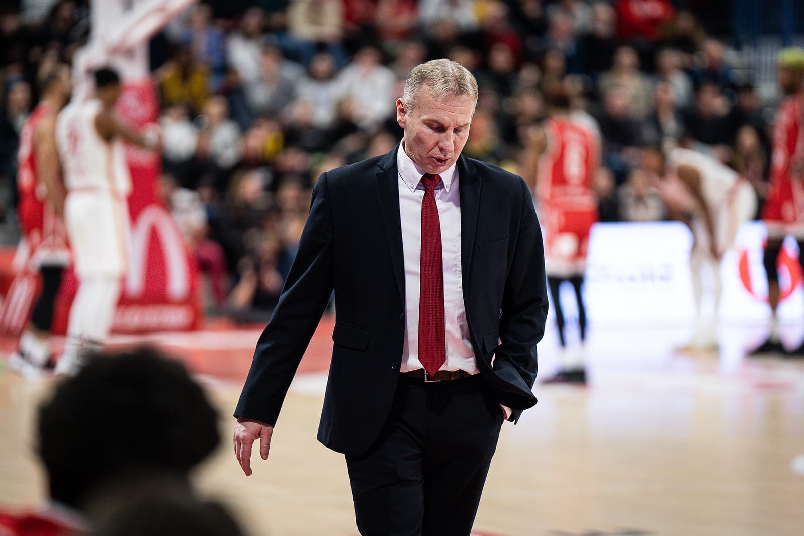 Cholet éliminé, Laurent Vila frustré : « Cette défaite va nous laisser longtemps un goût amer »