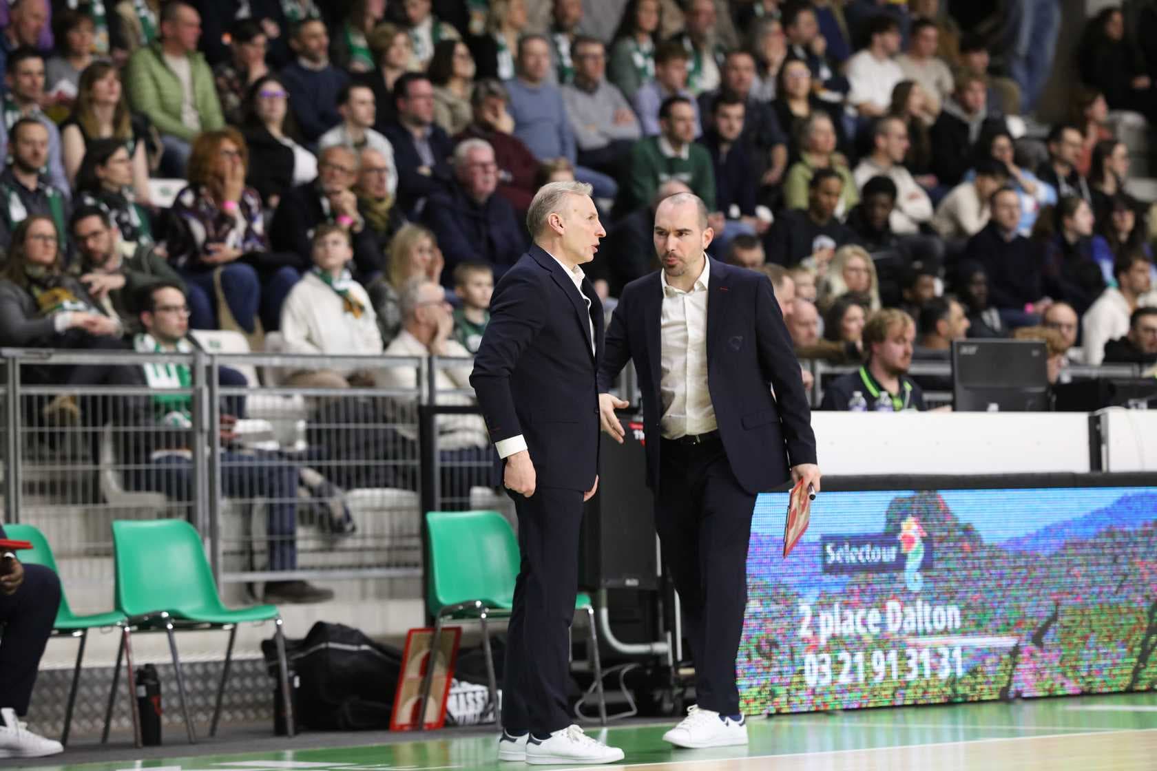 Strasbourg n’a pas officialisé le départ de Laurent Vila, qui n’a pas entraîné lundi