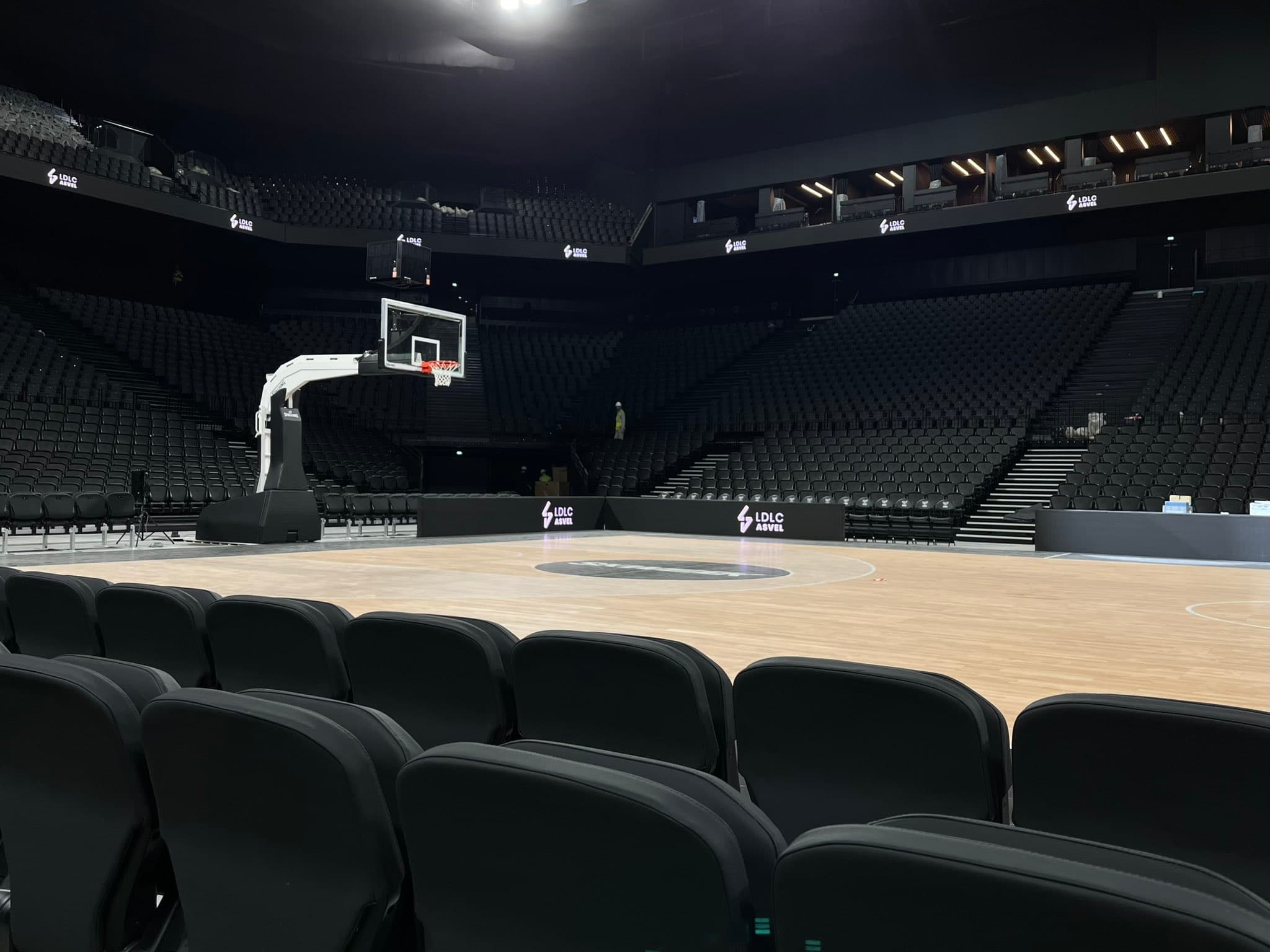 Tony Parker envisage d’acheter la LDLC Arena avec l’aide de Fedcom
