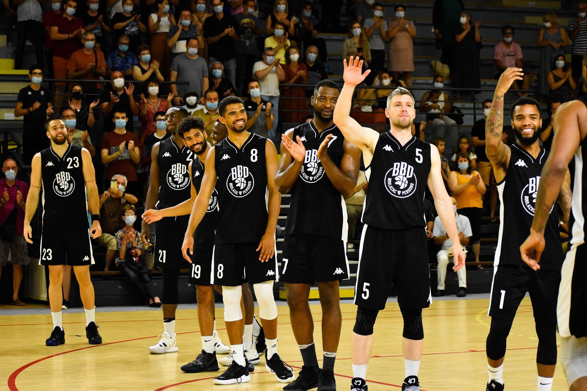 Leaders Cup : Boulazac et Antibes faciles, Lille l’emporte à Denain