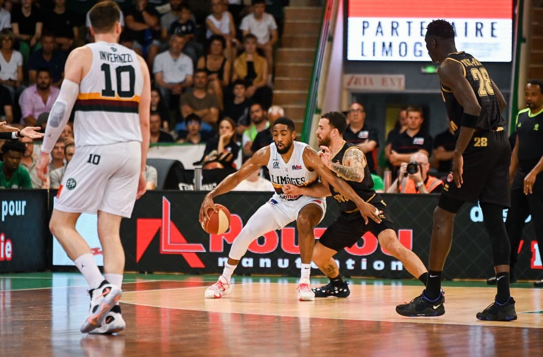 Léo Westermann et Monaco renversent Limoges dans une fin de match folle