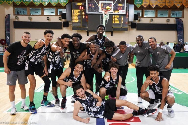 Les Espoirs de l’ASVEL sacrés champions de France pour la 2e année de suite