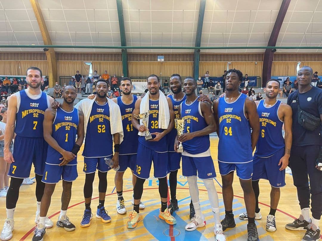 Les Metropolitans 92 remportent le tournoi de Sablé-sur-Sarthe mais perdent Bandja Sy