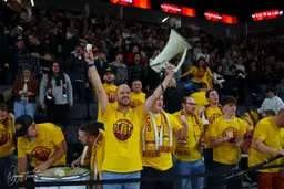 Les supporters d'Orléans ont vite rempli les travées du CO'Met pour la réception de Blois