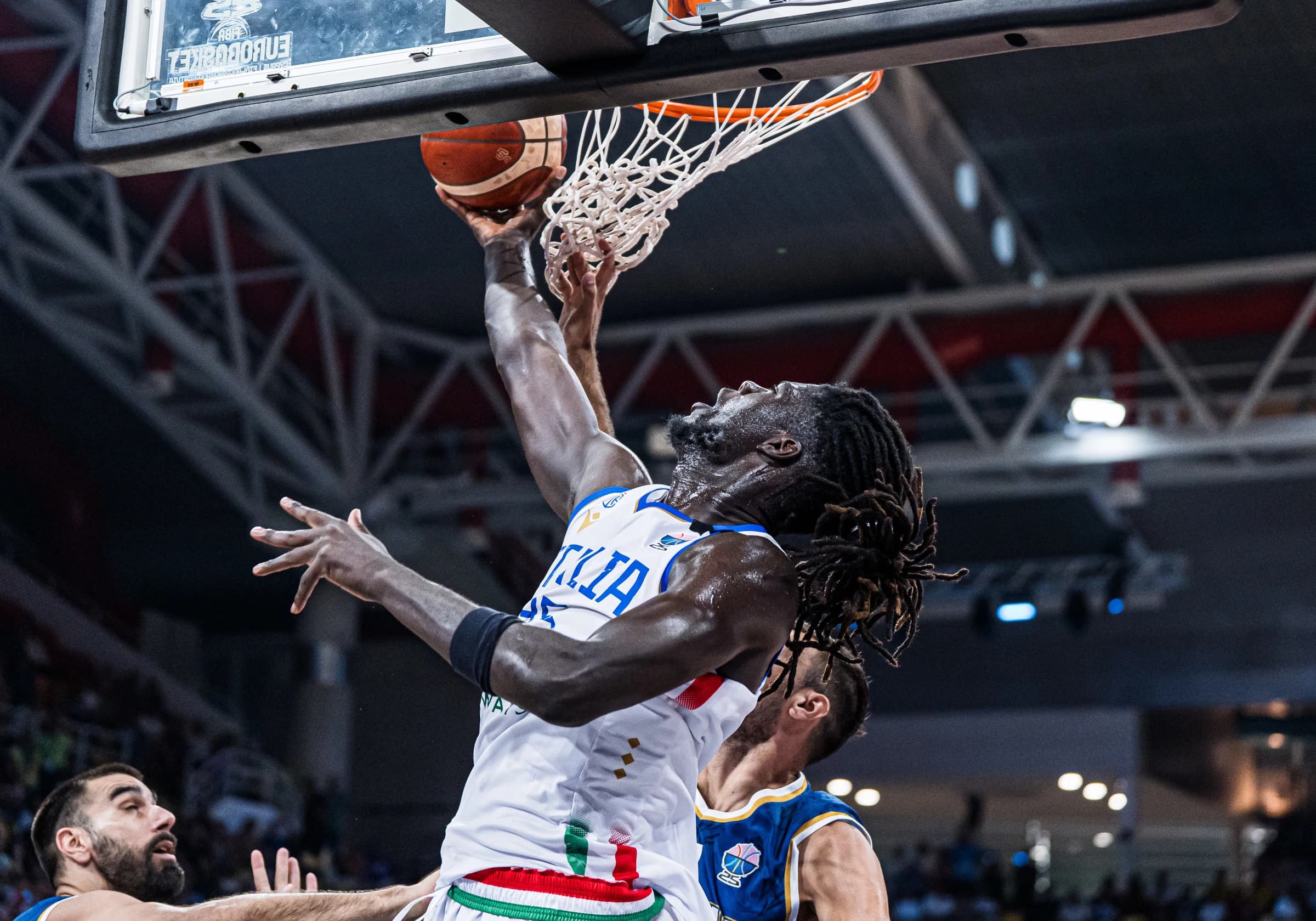 L’Italie termine la phase de groupes de l’EuroBasket avec une quatrième victoire consécutive