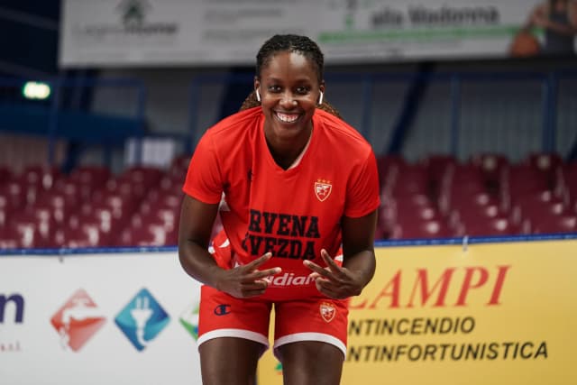 Après un passage éclair à l’Étoile Rouge, Kendra Chery change déjà de club