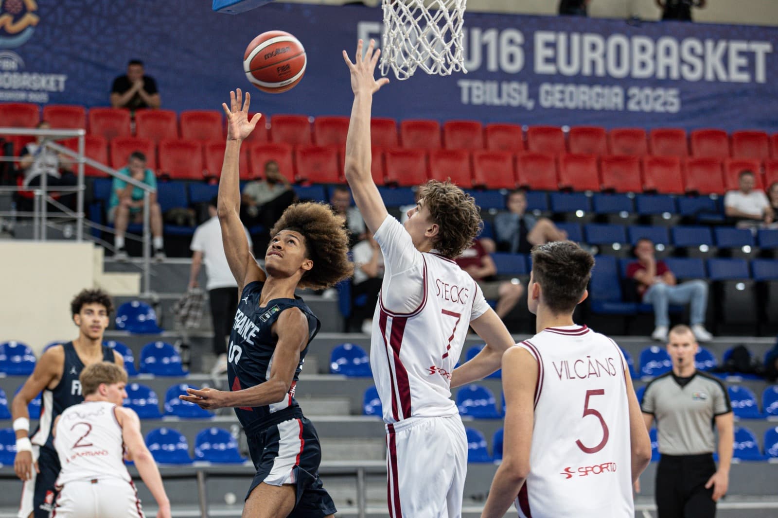 Deux Français avec l’équipe Next Gen à Belgrade, Nathan Soliman retrouve le Pôle France, les U18 Parisiens limitent la casse à Bologne