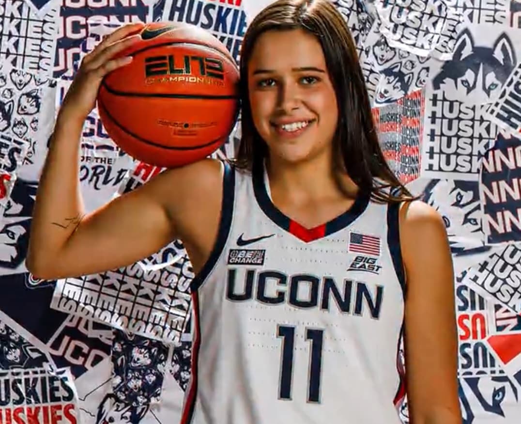 Joueuse majeure à UConn, Lou Lopez-Senechal raconte son parcours