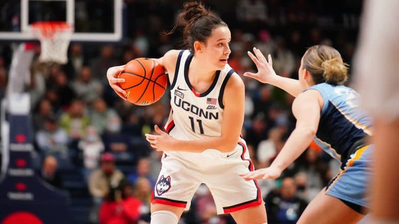 Blessée au genou, Lou Lopez-Sénéchal manquera le début de saison WNBA