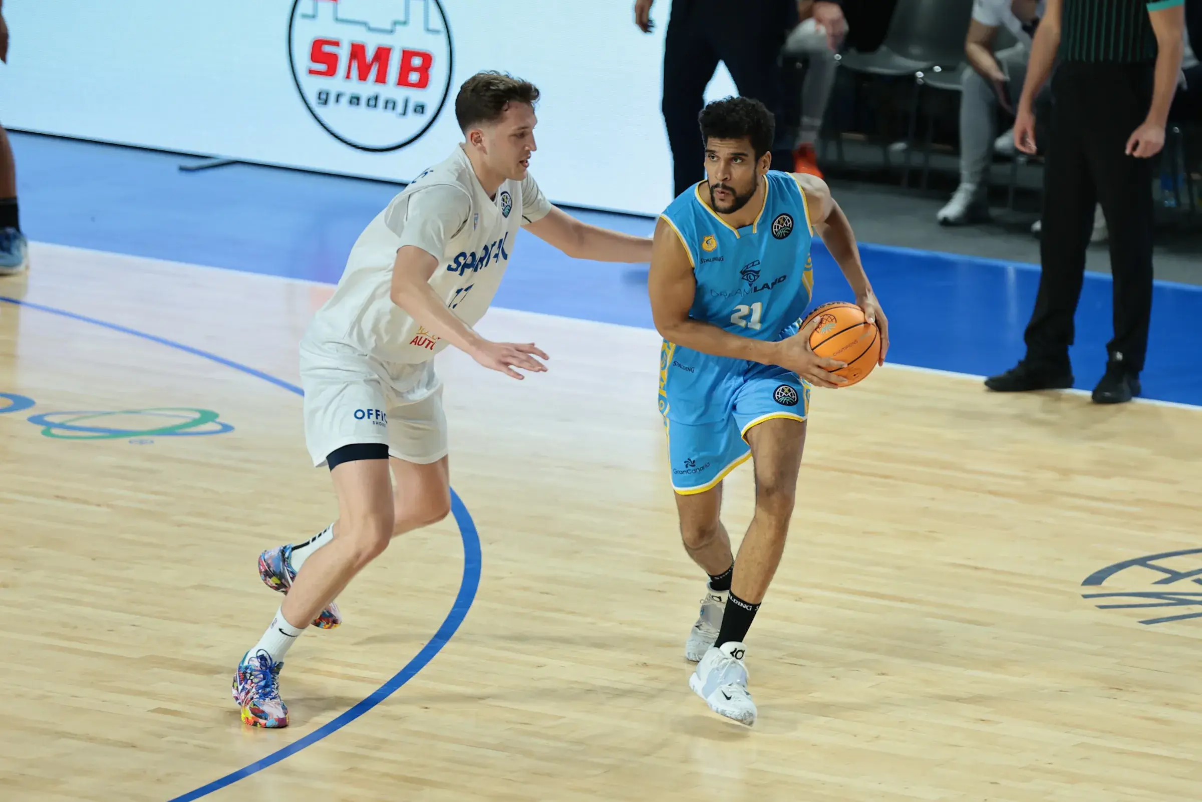 Louis Labeyrie parfait lors de la victoire de Gran Canaria dans le choc du groupe H