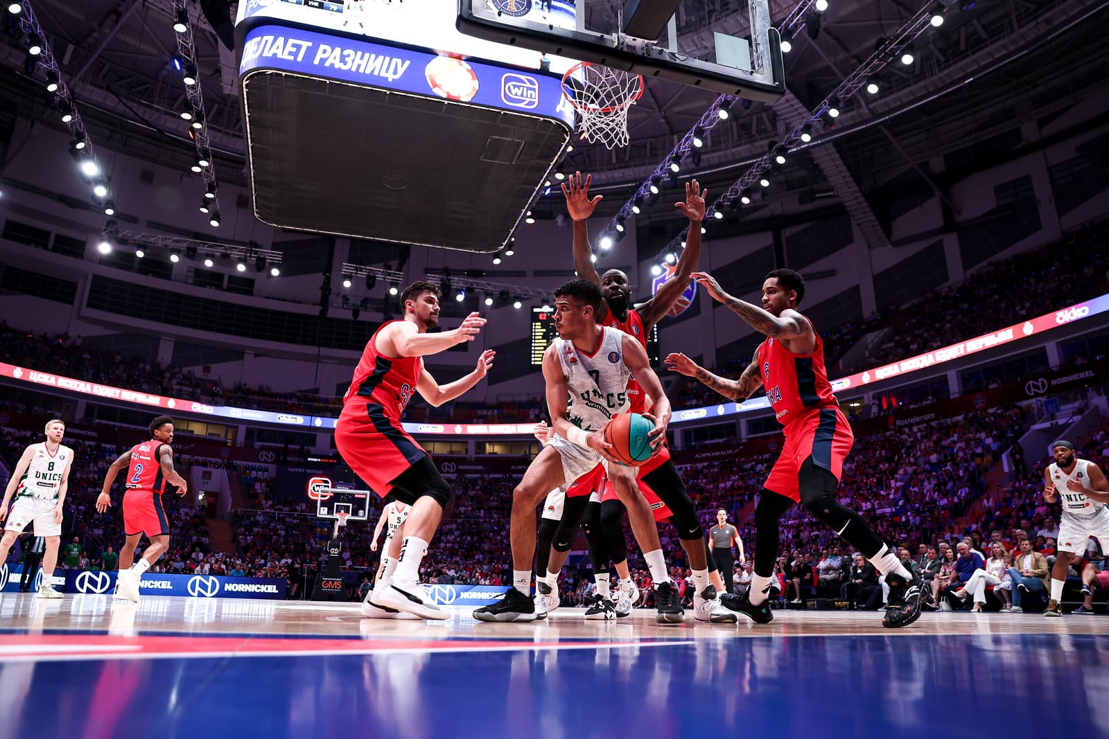 Kazan et Labeyrie gagnent enfin en finale, Heurtel finit 3e avec Saint-Pétersbourg