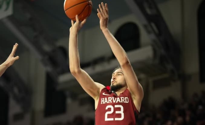 Louis Lesmond signe son record de points en NCAA