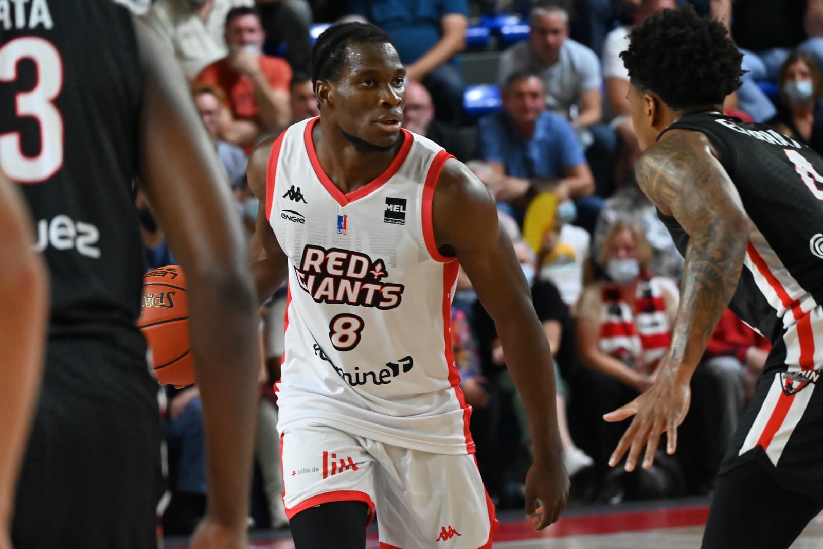 Louis Rucklin tente de qualifier le Pazi Basketball Club à la BAL