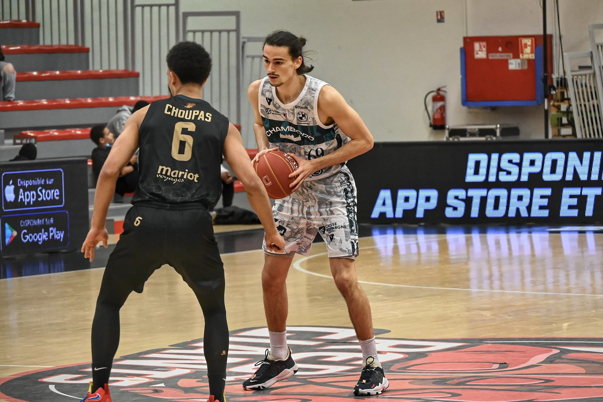 Bien que sous contrat avec Blois, Lucas Hergott poursuit sa route à Aix-Maurienne