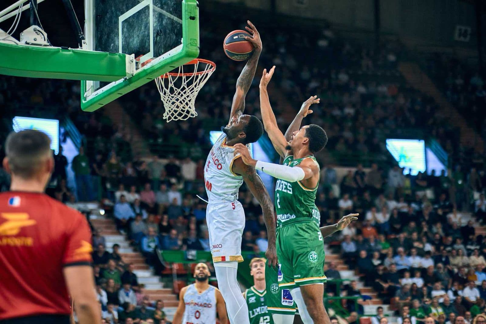 Monaco prend Limoges de vitesse à Beaublanc pour le retour de Yoan Makoundou