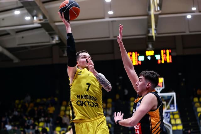 Maksim Salash (ex-JL Bourg) signe un record de points en carrière avec le Maroússi BC