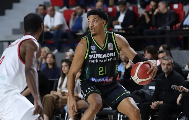 Malcolm Cazalon relancé à Denizli : un record de points après un mois sans jouer