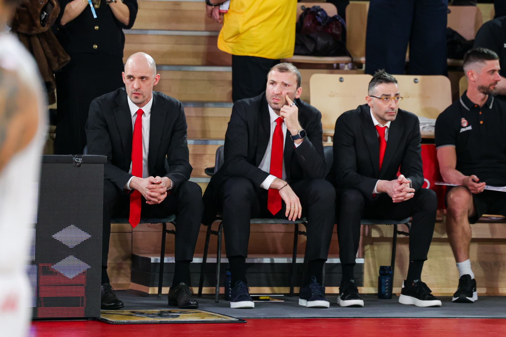Monaco avec Daniel Theis face à l’Olympiakos, Markoishvili coach plutôt que Gladyr