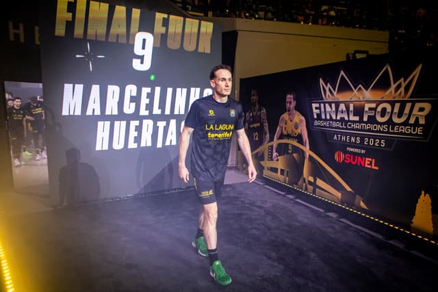 Et si Marcelinho Huertas stoppait sa carrière de légende pour devenir le coach du Paris Basketball ?