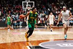 Marcio Santos, ici avec la sélection du Brésil, rejoint le club de Baskonia