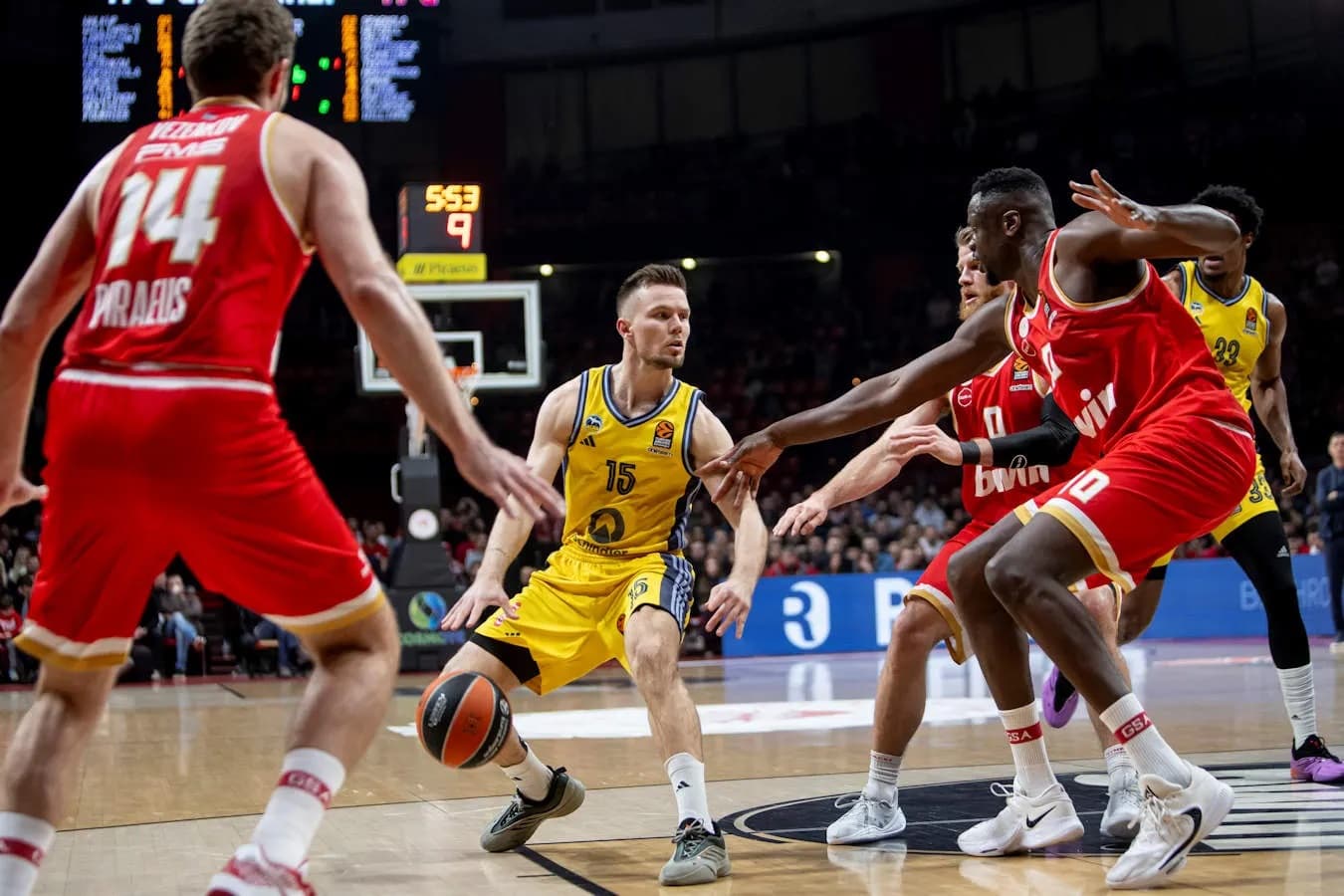 L’Anadolu Efes Istanbul a tenté de faire venir Martin Hermannsson, sans succès