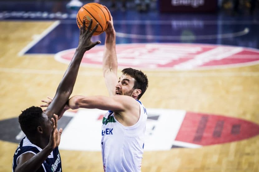 Martins Igbanu parti, Milan Milovanović débarque à Denain