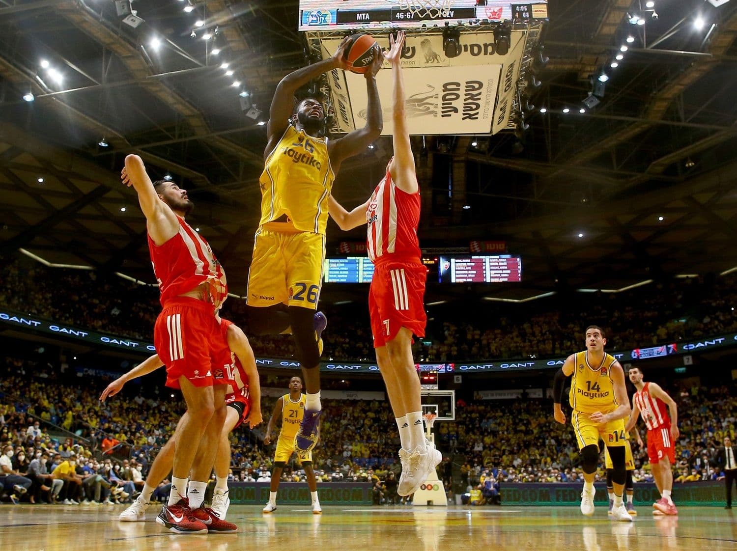 Mathias Lessort réussit son retour en EuroLeague, mais le Maccabi Tel-Aviv s’incline