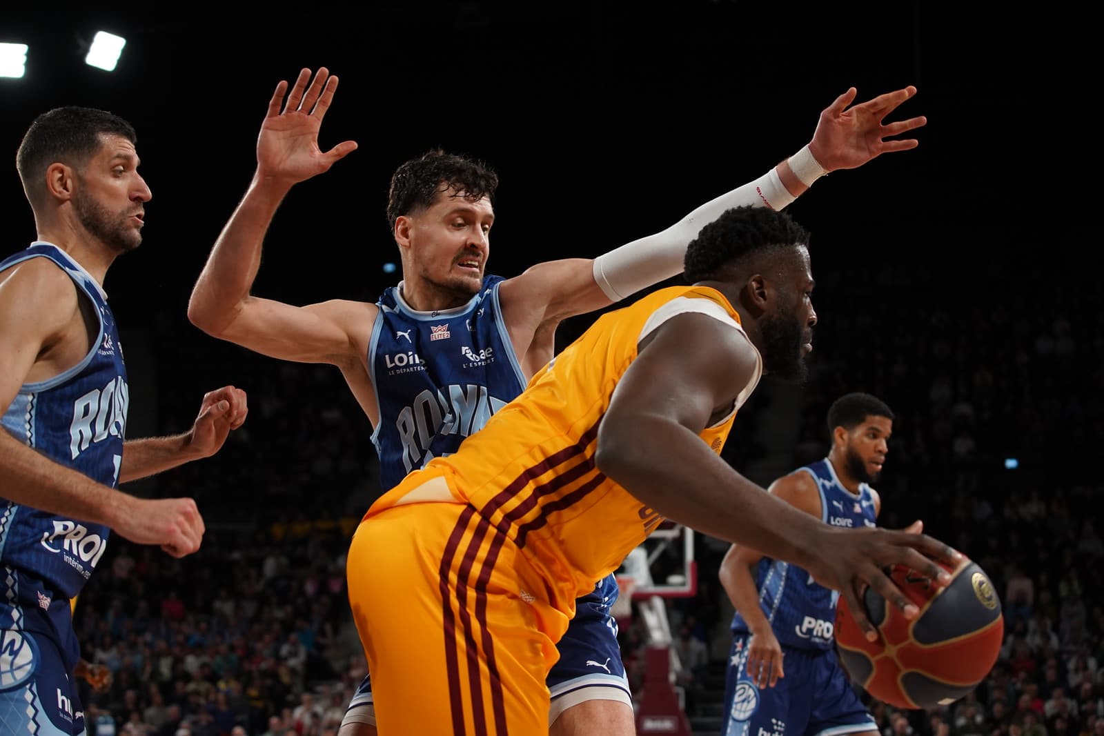 « On n’a jamais réussi à imposer notre rythme » : Roanne frustré après sa défaite en finale contre Orléans