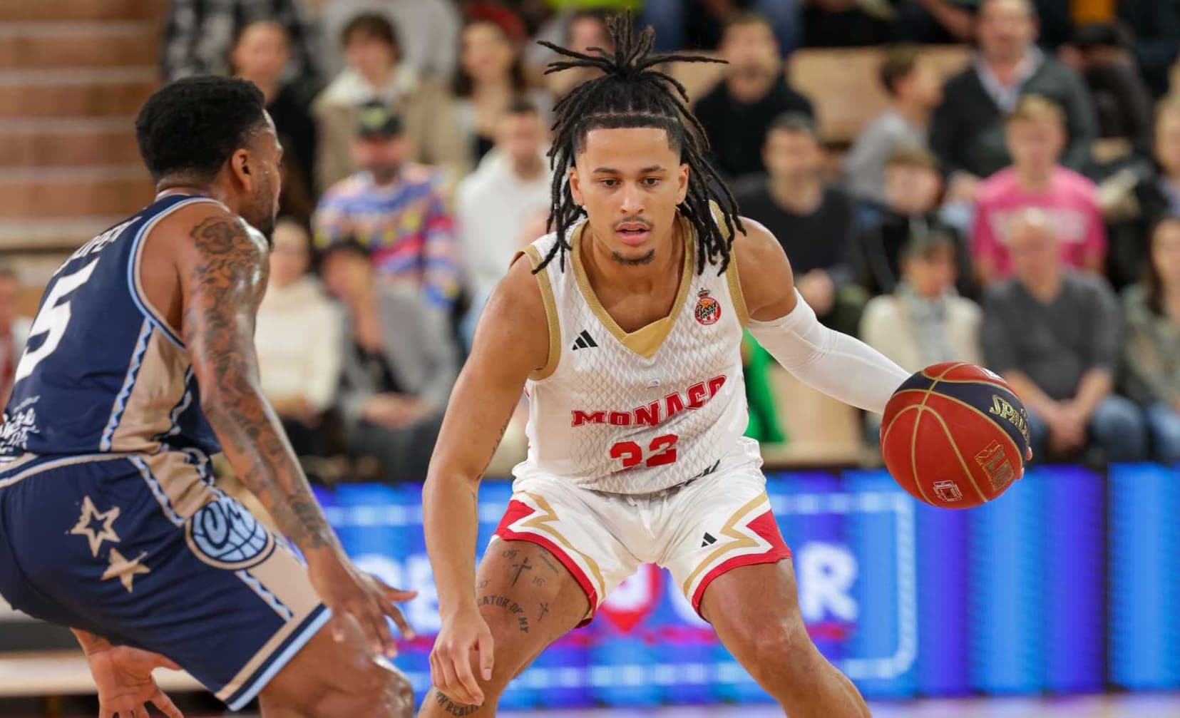 Avec un Matthew Strazel record, Monaco atomise Roanne