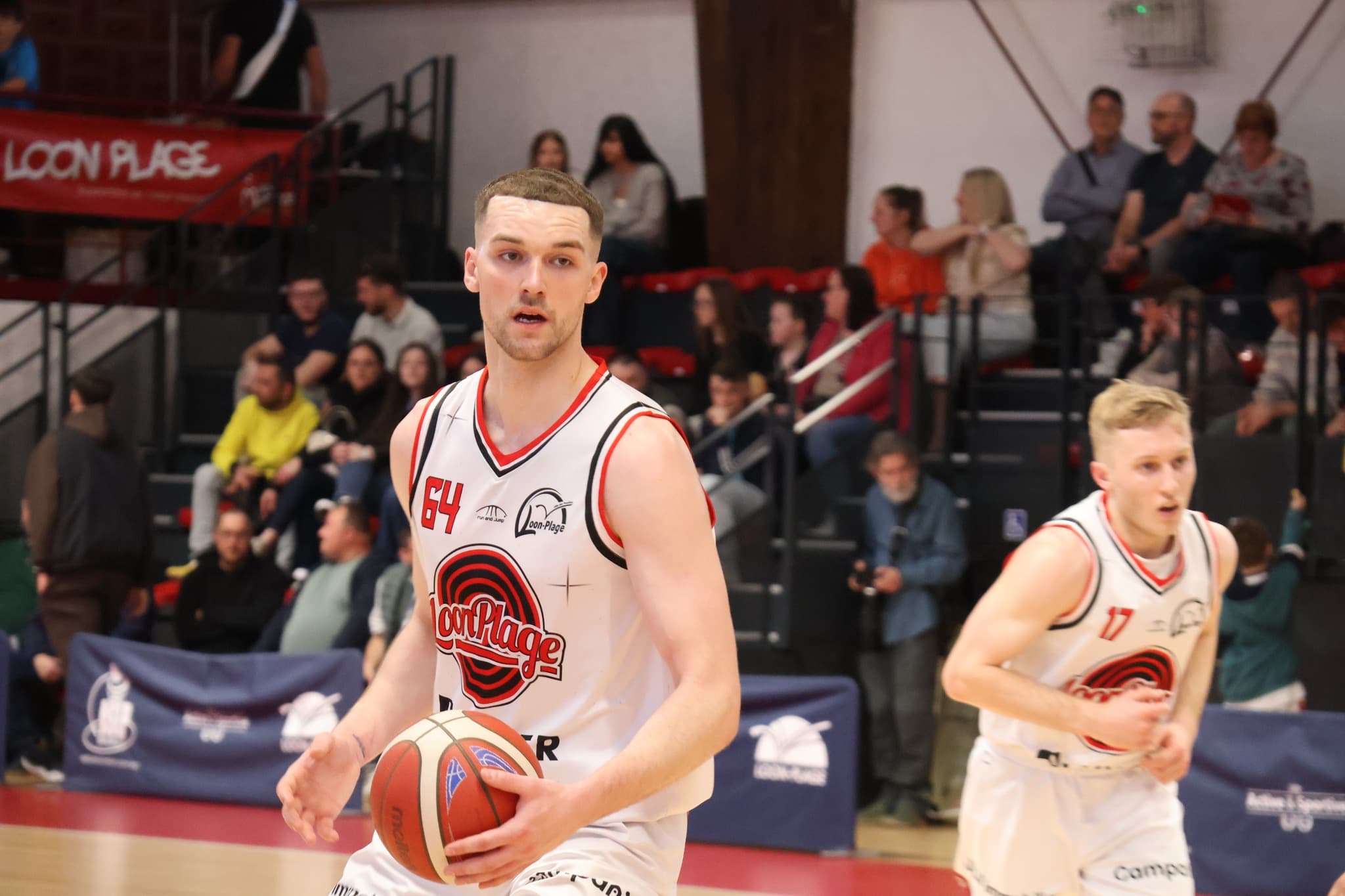 Un nouvel intérieur dans les Pyrénées : Matthias Flosse rejoint Tarbes-Lourdes