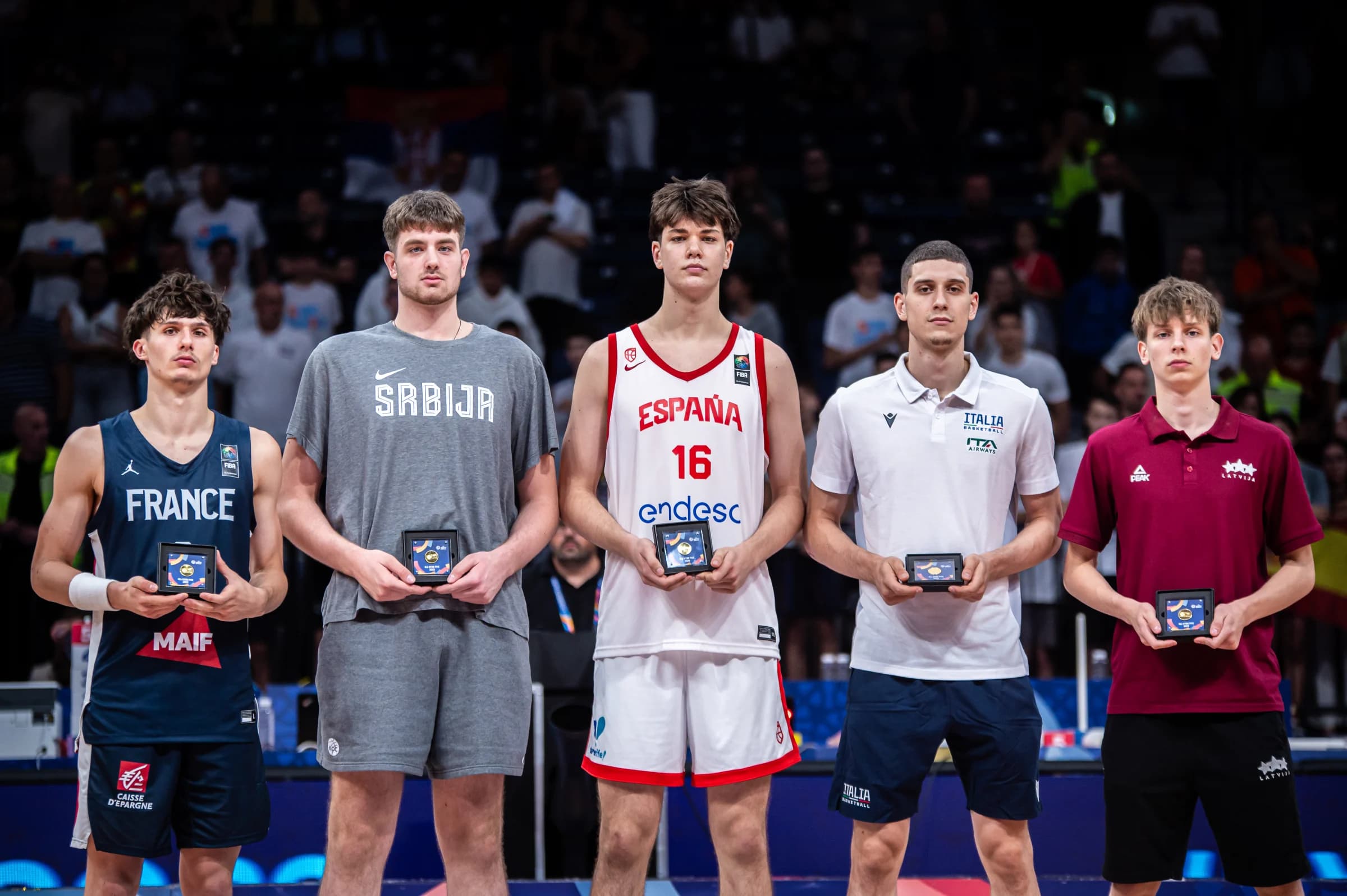Maxence Lemoine dans le cinq majeur de l’Euro U18 après la finale perdue contre l’Espagne