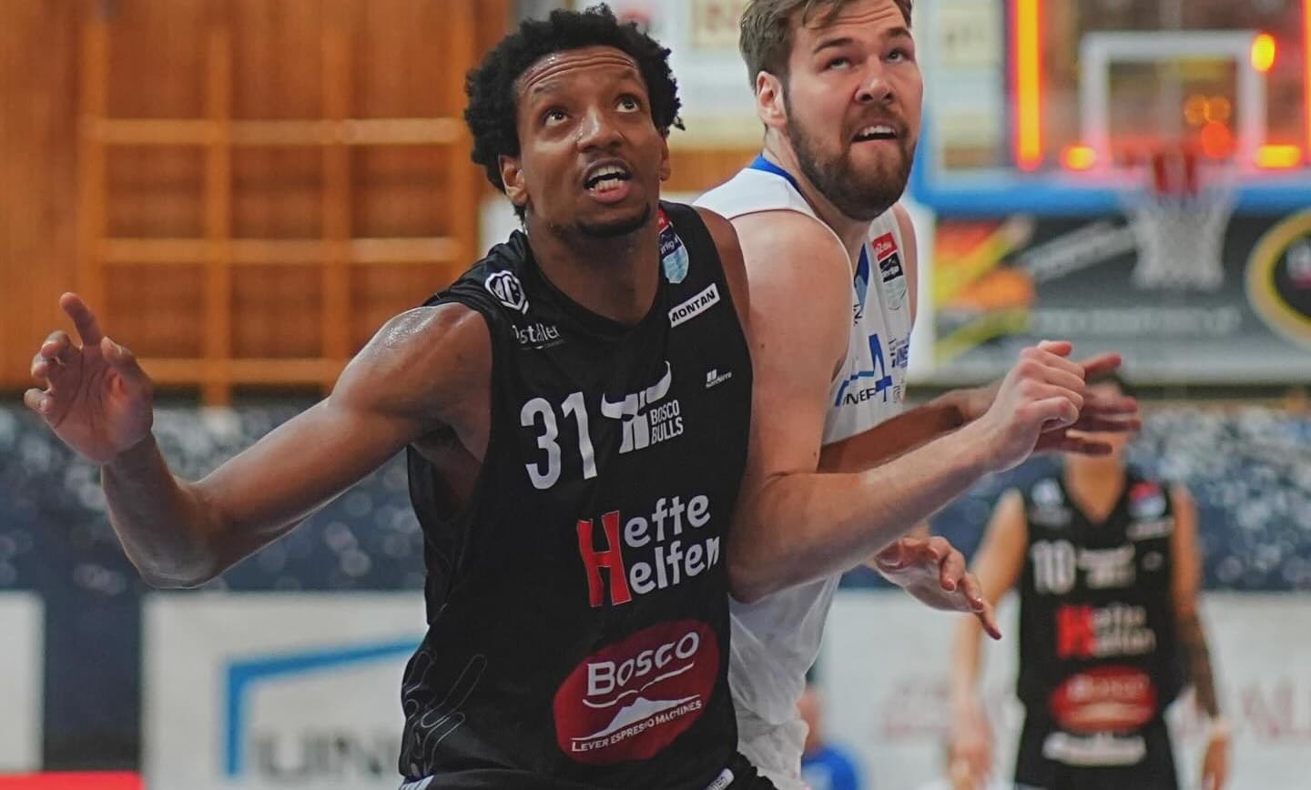 Maxime Carène ciblé par Évreux pour relancer sa carrière en France