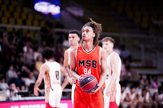 Hugo Nguyen forcé de repousser son départ en NCAA ; direction la NM1 en attendant