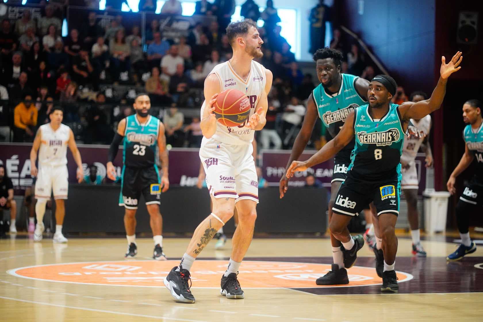 Une lutte à quatre pour les deux dernières places en playoffs : l’Élan Béarnais et l’ASA mieux placés