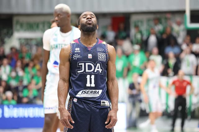Dijon croit encore aux playoffs, immense opportunité manquée par Strasbourg