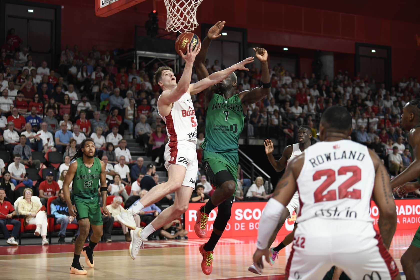 La JL Bourg sort Nanterre et honore le rendez-vous monégasque en demi-finale