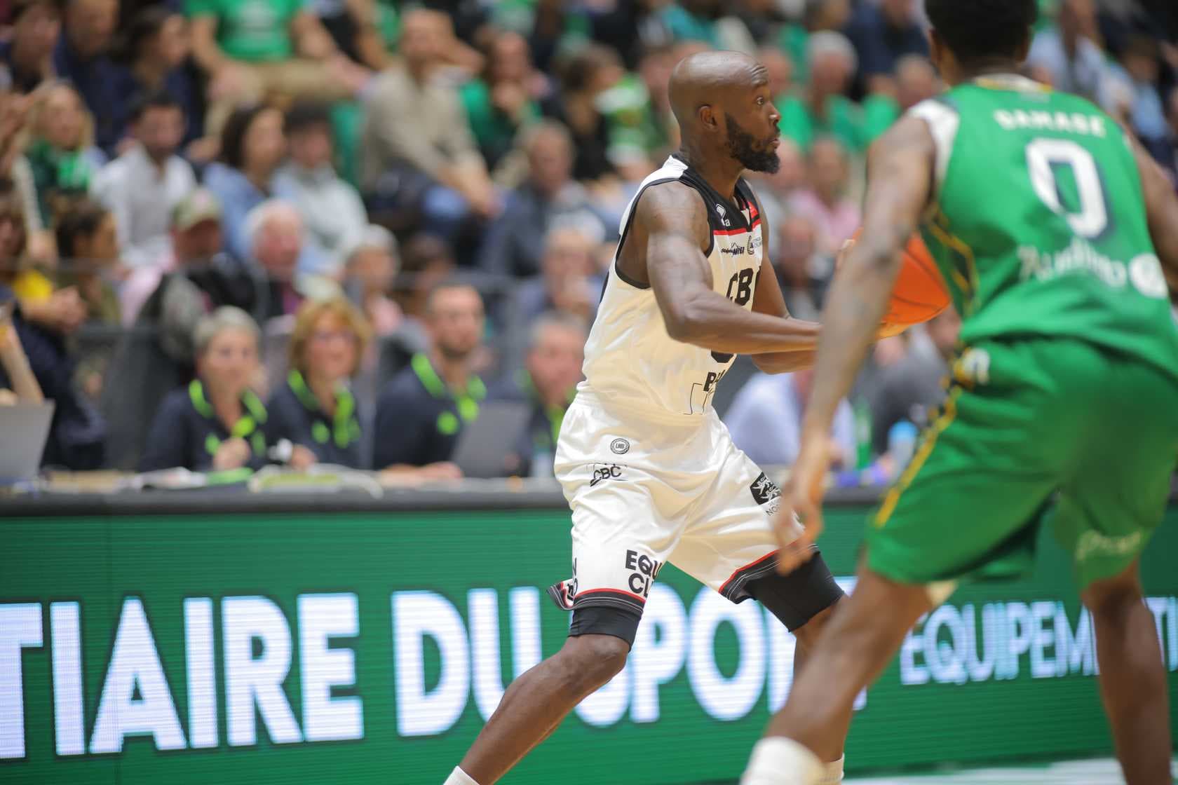 Frustré à Caen, Parfait Njiba rebondit à Challans