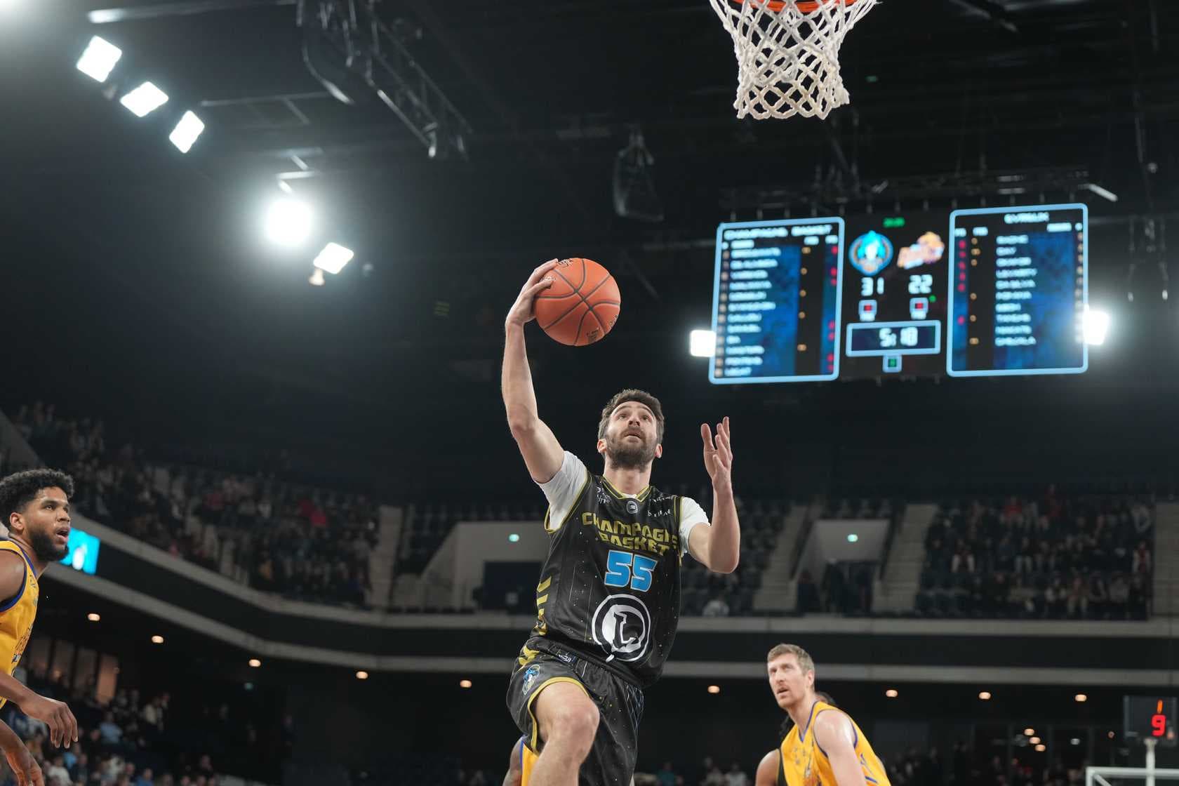 Une victoire capitale pour le maintien et l’arrivée de Charly Pontens : le mardi parfait de Champagne Basket